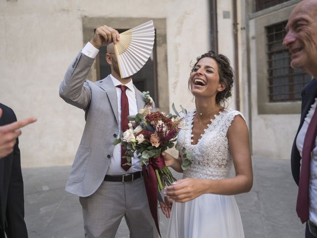Il matrimonio di Lorenzo e Micol a San Casciano in Val di Pesa, Firenze 37