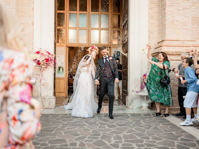 Il matrimonio di Tiziano e Valentina a Miglianico, Chieti 10