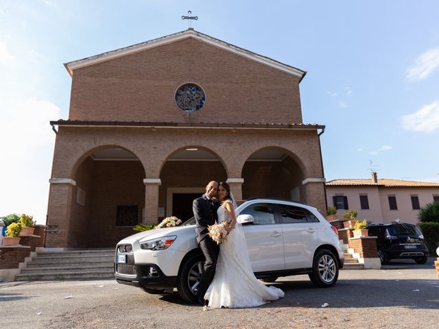 Il matrimonio di Valerio e Sara a Roma 37