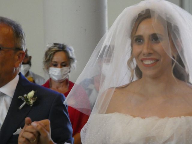 Il matrimonio di Giacomo e Gaia a Viareggio, Lucca 14