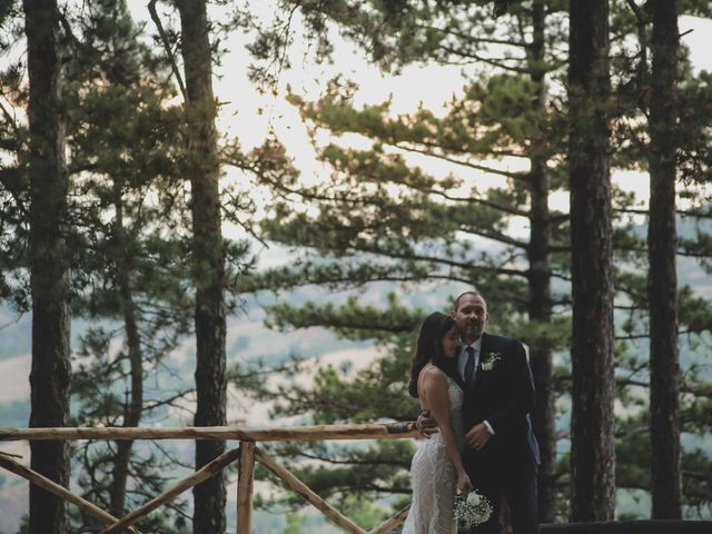 Il matrimonio di Federico e Pina a Monte San Martino, Macerata 40