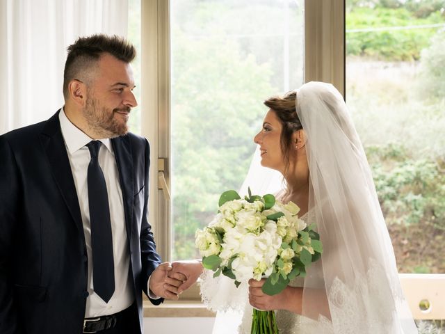 Il matrimonio di Marco e Sofia a Manoppello, Pescara 21