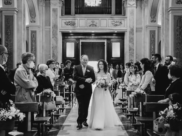 Il matrimonio di Davide e Francesca a Montevecchia, Lecco 4