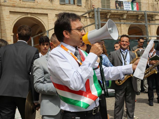 Il matrimonio di Giordano e Sara a Morrovalle, Macerata 43