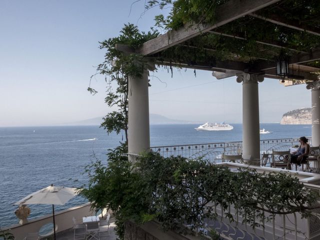 Il matrimonio di Theo e Daniela a Sorrento, Napoli 3