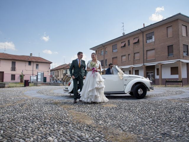 Il matrimonio di Stefano e Michela a Nerviano, Milano 30