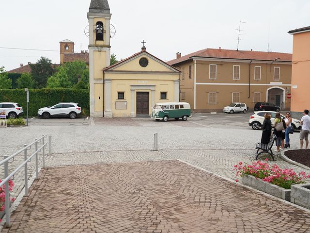 Il matrimonio di Matteo e Viviana a Sant&apos;Angelo Lomellina, Pavia 30