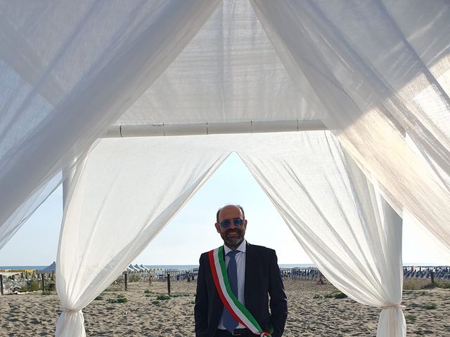 Il matrimonio di Andrea  e Eliana a Viareggio, Lucca 17