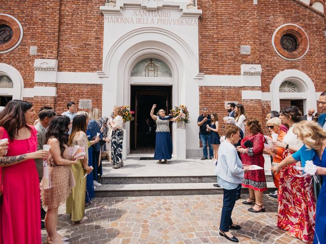 Il matrimonio di Davide e Carlotta a Pantigliate, Milano 27
