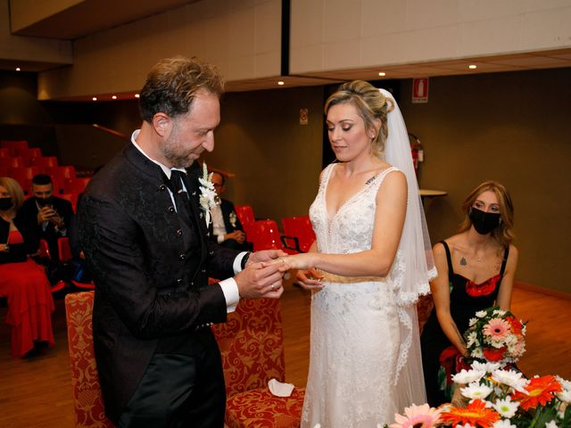 Il matrimonio di Massimo e Rosangela a Canegrate, Milano 37