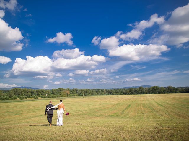 Il matrimonio di Stefano e Elena a Loro Ciuffenna, Arezzo 16