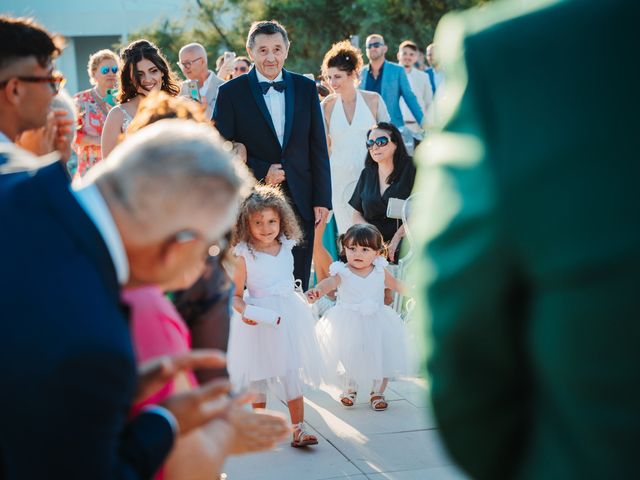 Il matrimonio di Anthony e Martina a Comacchio, Ferrara 25