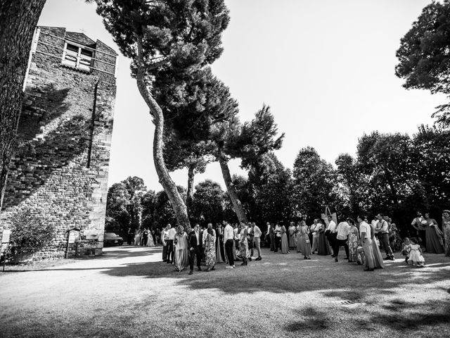 Il matrimonio di Ivan e Yarla a Santarcangelo di Romagna, Rimini 9