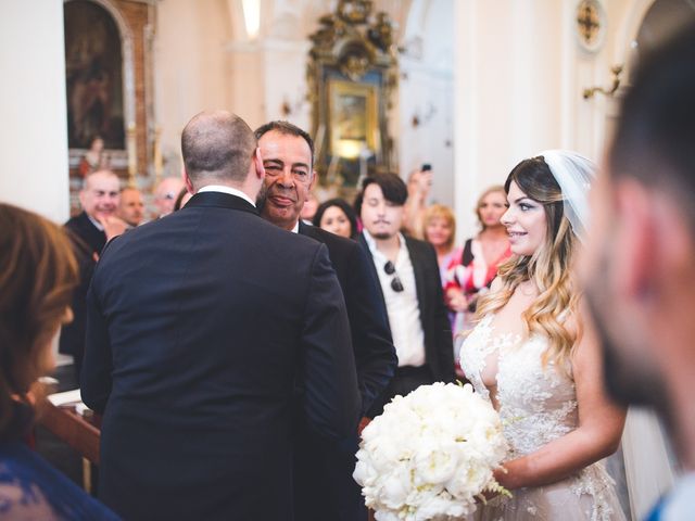 Il matrimonio di Giuliano e Mara a Giugliano in Campania, Napoli 22