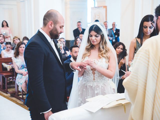 Il matrimonio di Giuliano e Mara a Giugliano in Campania, Napoli 25