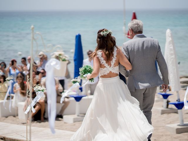 Il matrimonio di Michele e Claudia a Maruggio, Taranto 27