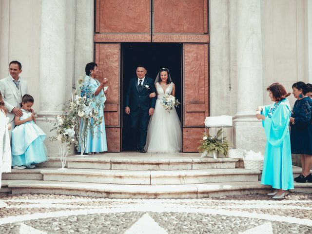 Il matrimonio di Stybent e Ruby a Albano Sant'Alessandro, Bergamo 35