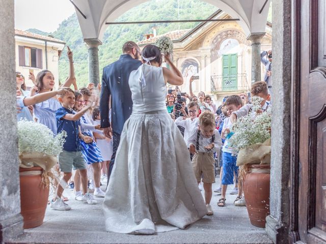 Il matrimonio di Roberto e Sara a Invorio, Novara 13