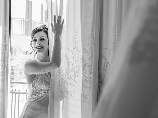Il matrimonio di Graziangela e Nico a Pisticci, Matera 10
