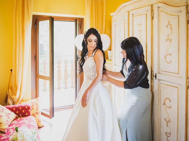 Il matrimonio di Nicolò e Gentjana a Barni, Como 11