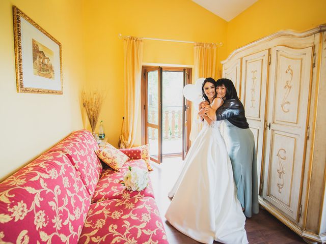 Il matrimonio di Nicolò e Gentjana a Barni, Como 12