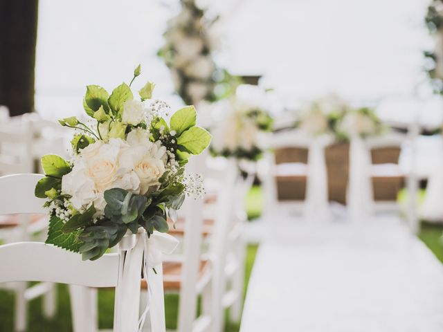 Il matrimonio di Nicolò e Gentjana a Barni, Como 20