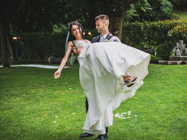 Il matrimonio di Nicolò e Gentjana a Barni, Como 47