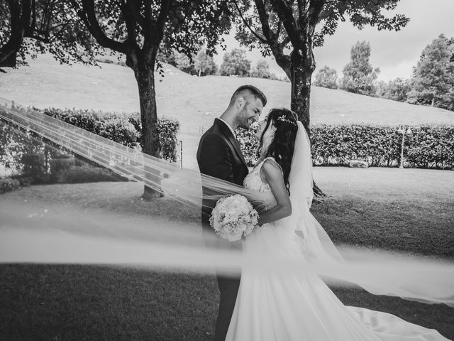 Il matrimonio di Nicolò e Gentjana a Barni, Como 48