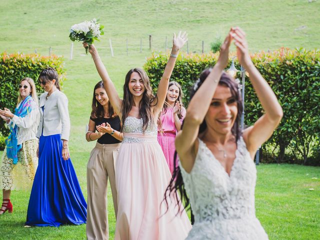 Il matrimonio di Nicolò e Gentjana a Barni, Como 77