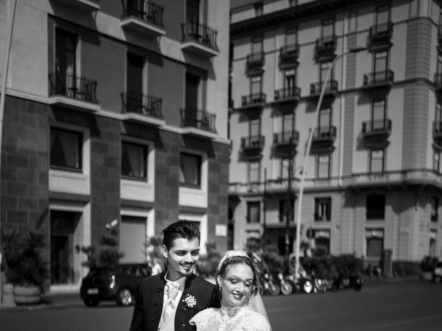 Il matrimonio di Marika e Nello a Napoli, Napoli 45