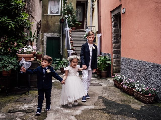Il matrimonio di Diego e Cristina a Pignone, La Spezia 15