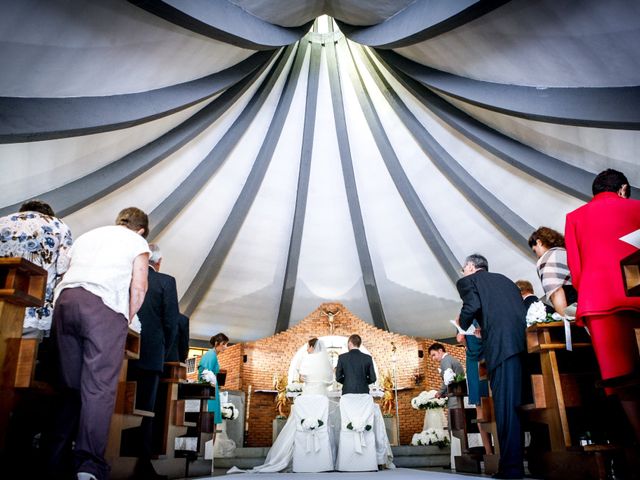 Il matrimonio di Simone e Lucia a Cortenova, Lecco 10