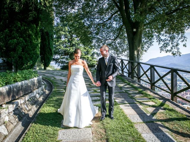 Il matrimonio di Simone e Lucia a Cortenova, Lecco 21