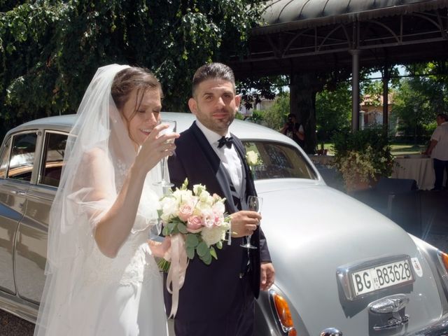 Il matrimonio di Mirko e Nicole  a Brignano Gera d&apos;Adda, Bergamo 13