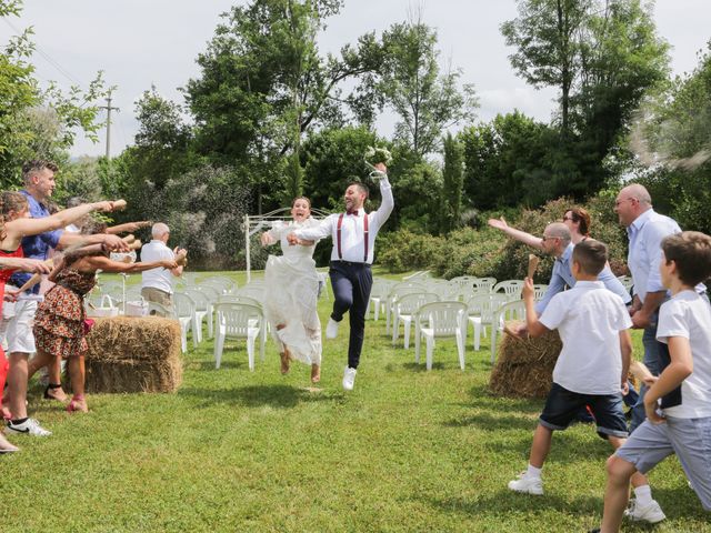 Il matrimonio di Marco e Daniela a Biandronno, Varese 21