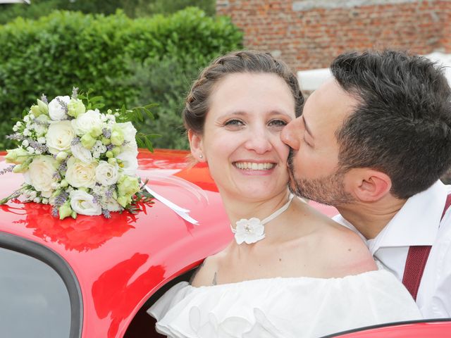 Il matrimonio di Marco e Daniela a Biandronno, Varese 23