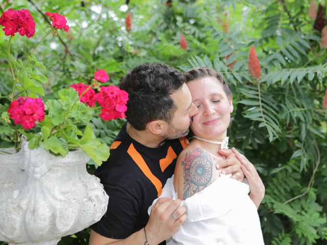 Il matrimonio di Marco e Daniela a Biandronno, Varese 35