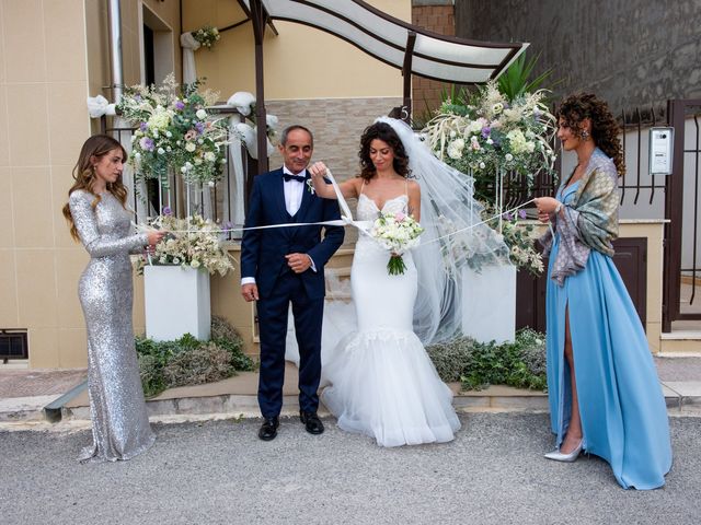 Il matrimonio di Salvatore e Mary a Gravina in Puglia, Bari 19