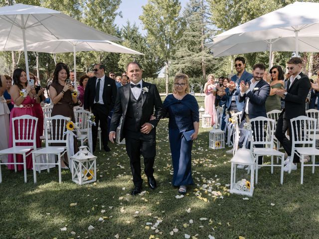 Il matrimonio di Annalisa e Rino a Loreto Aprutino, Pescara 34
