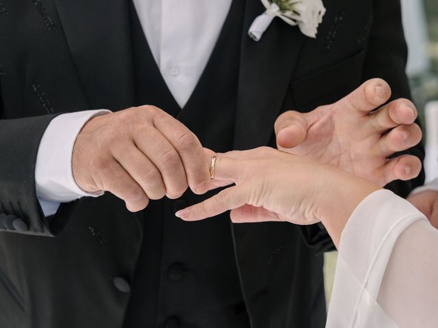 Il matrimonio di Annalisa e Rino a Loreto Aprutino, Pescara 43