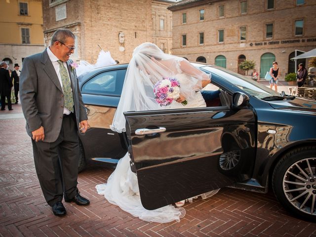 Il matrimonio di Matteo e Genny a Recanati, Macerata 24