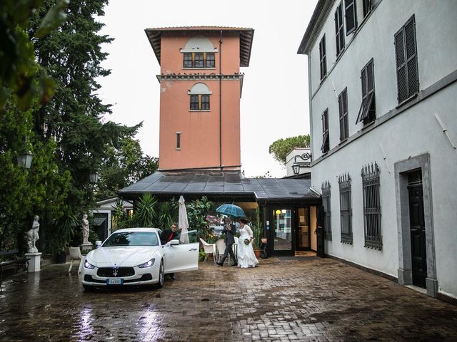 Il matrimonio di Michele e Chiara a Montecarotto, Ancona 19