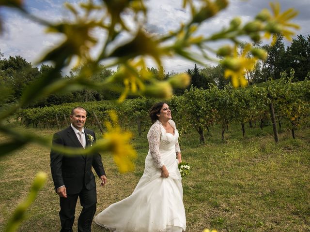 Il matrimonio di Michele e Chiara a Montecarotto, Ancona 29
