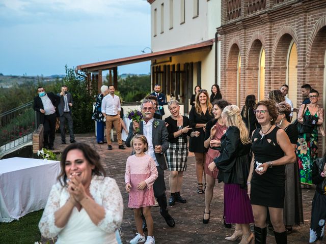 Il matrimonio di Michele e Chiara a Montecarotto, Ancona 39