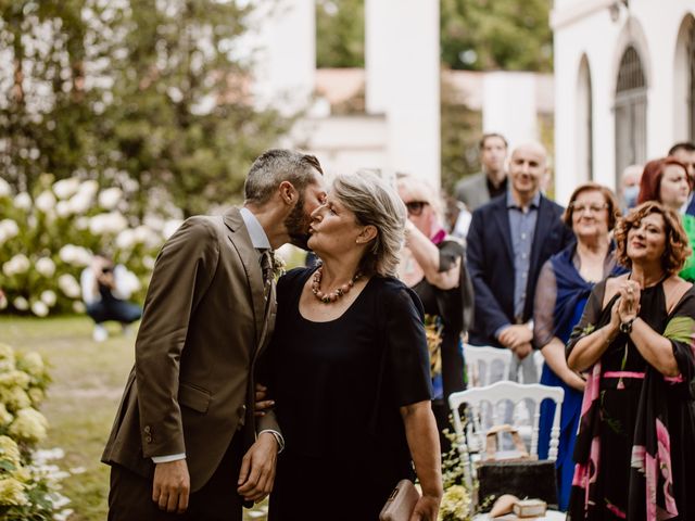 Il matrimonio di Simone e Ornella a Gaggiano, Milano 34