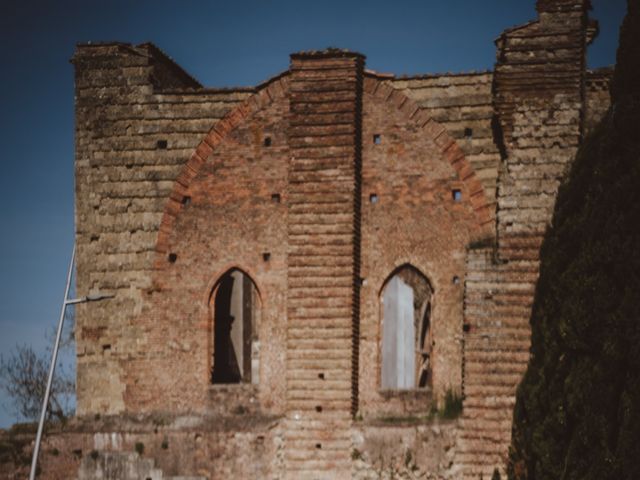 Il matrimonio di Tiziano e Giulia a Chiusdino, Siena 9