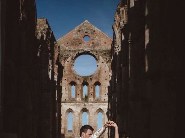 Il matrimonio di Tiziano e Giulia a Chiusdino, Siena 21