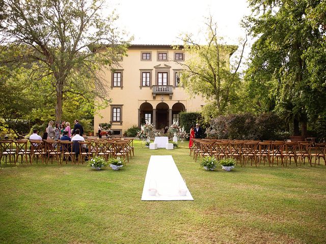 Il matrimonio di Luca e Jennifer a Lucca, Lucca 33