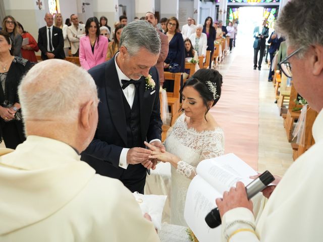 Il matrimonio di Donatella e Michele a Latiano, Brindisi 16