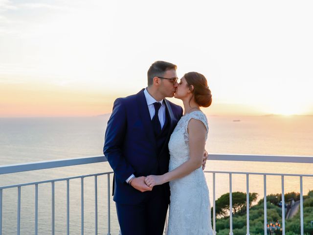 Il matrimonio di Valeria e Lorenzo a Vico Equense, Napoli 40
